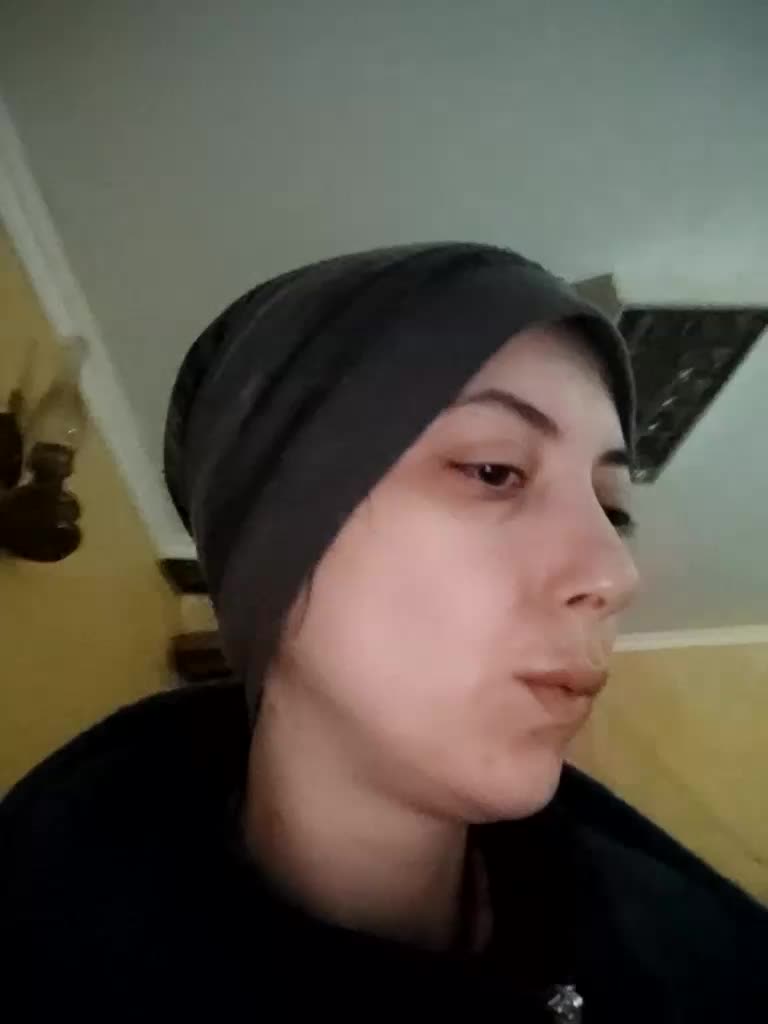 Kira700cams Live Sex December 14, 2025