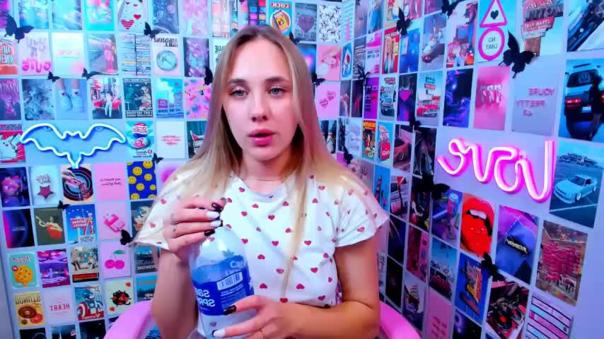 MiaMilas Live Sex December 13, 2025