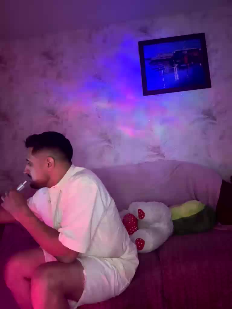 VIP17CoupleDream Live Sex December 18, 2025