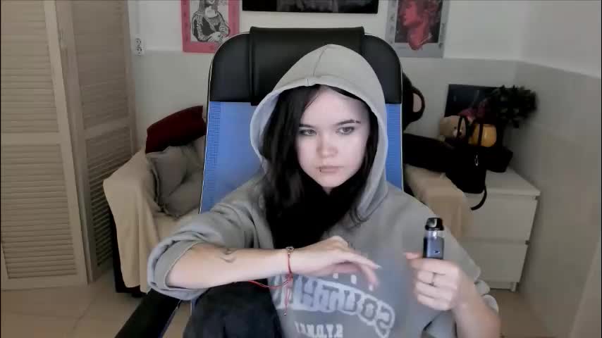 elainebeness Live Sex December 14, 2025