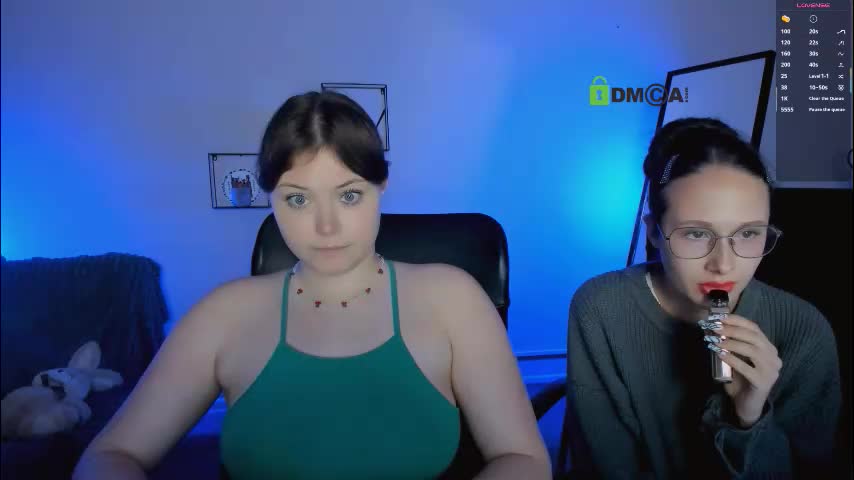 mona_cloud Live Sex December 18, 2025