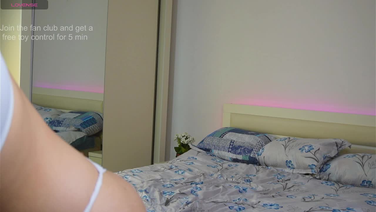 LylianRose Live Sex December 15, 2025