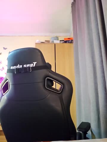 Hotangel75 Live Sex December 17, 2025