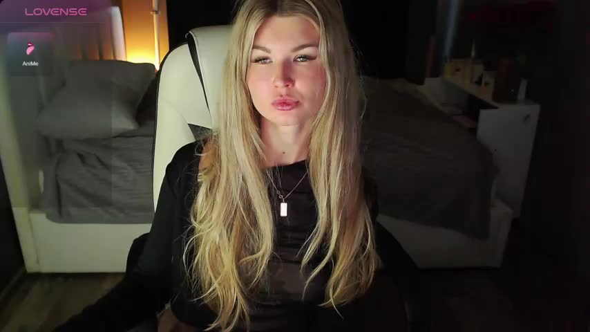AngelMiaM Live Sex December 12, 2025