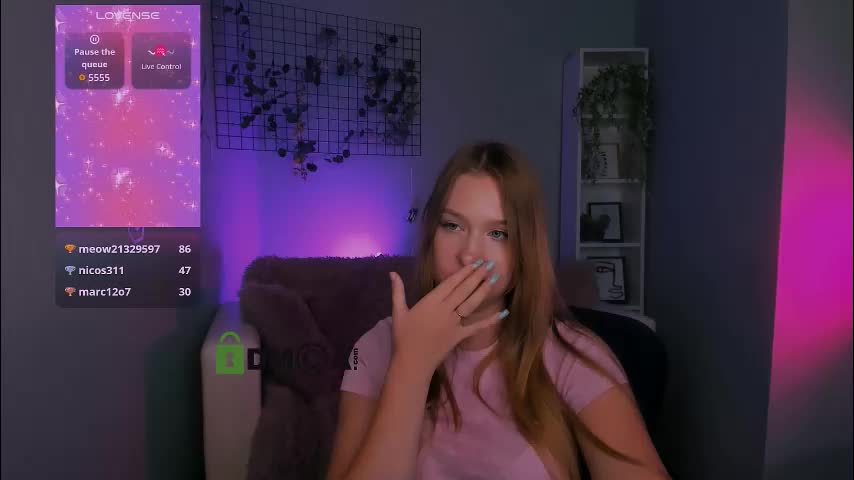 playful_sophie Live Sex December 17, 2025