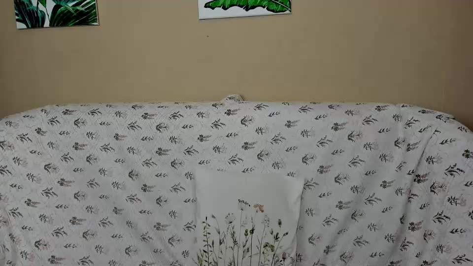 sinthiahug Live Sex December 13, 2025