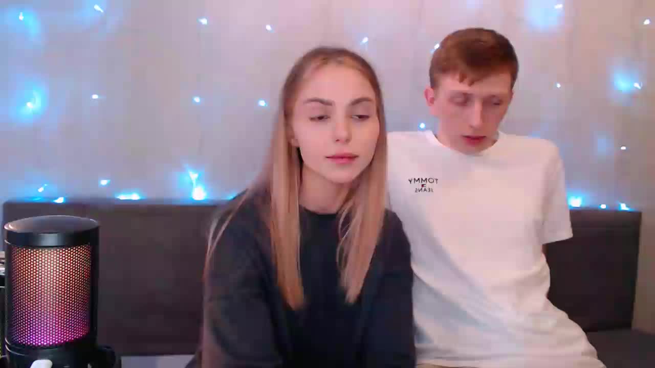 juliaanddima Live Sex December 18, 2025