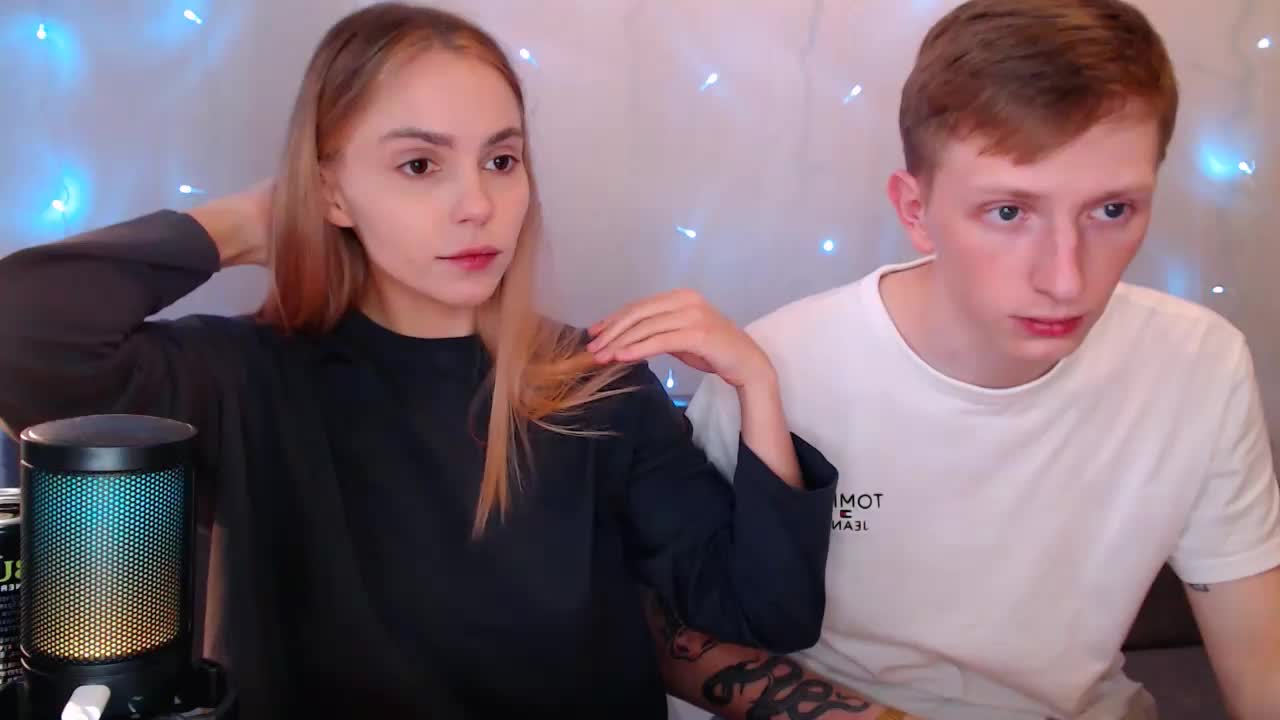 juliaanddima Live Sex December 18, 2025