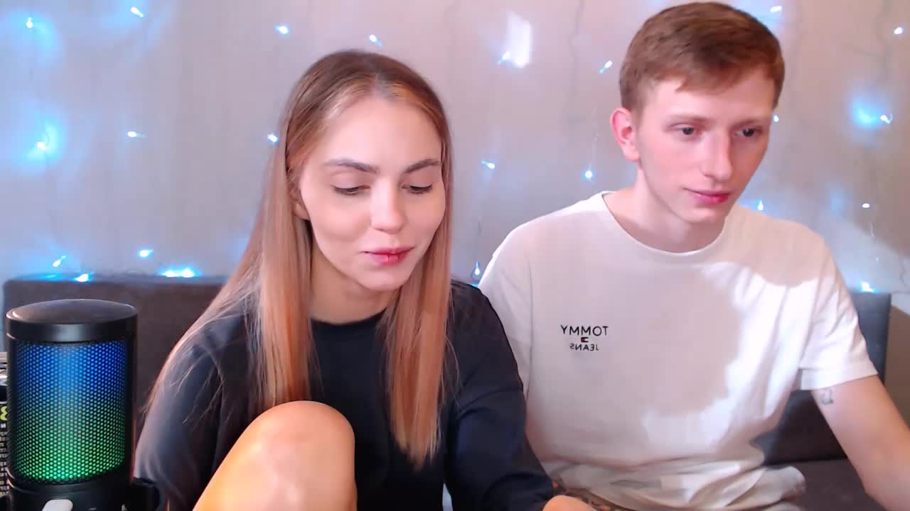 juliaanddima Live Sex December 18, 2025