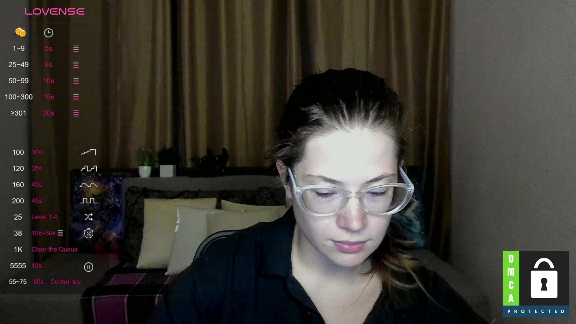 Aliciafolow009_2025-10-01_18-47-00_778 Live Sex December 13, 2025