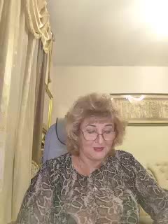 KarinkaSweet Live Sex December 17, 2025