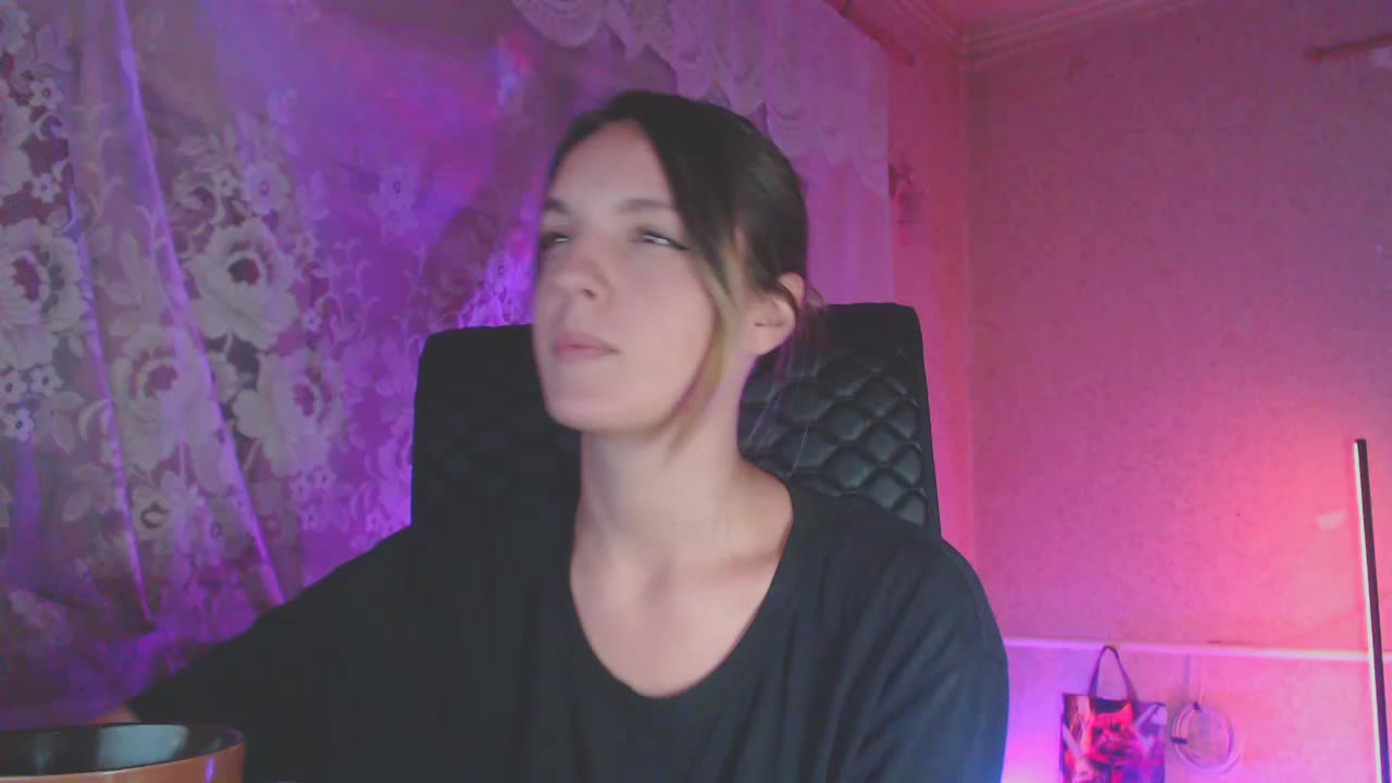 Babymuro4ka Live Sex December 17, 2025