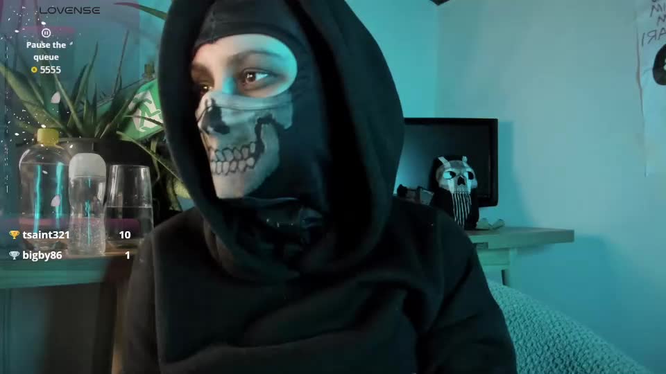 cos_operator Live Sex December 17, 2025