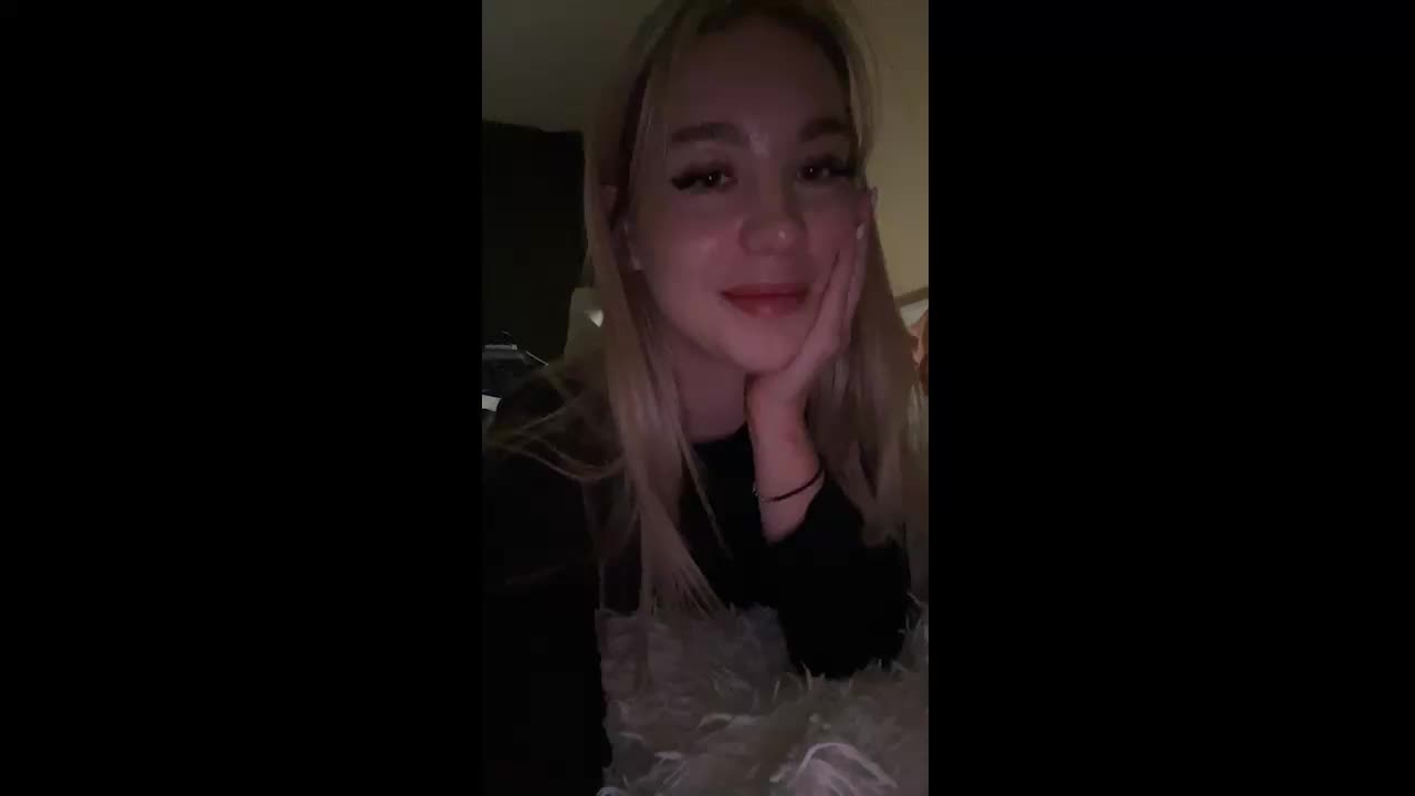 maksisy Live Sex December 14, 2025