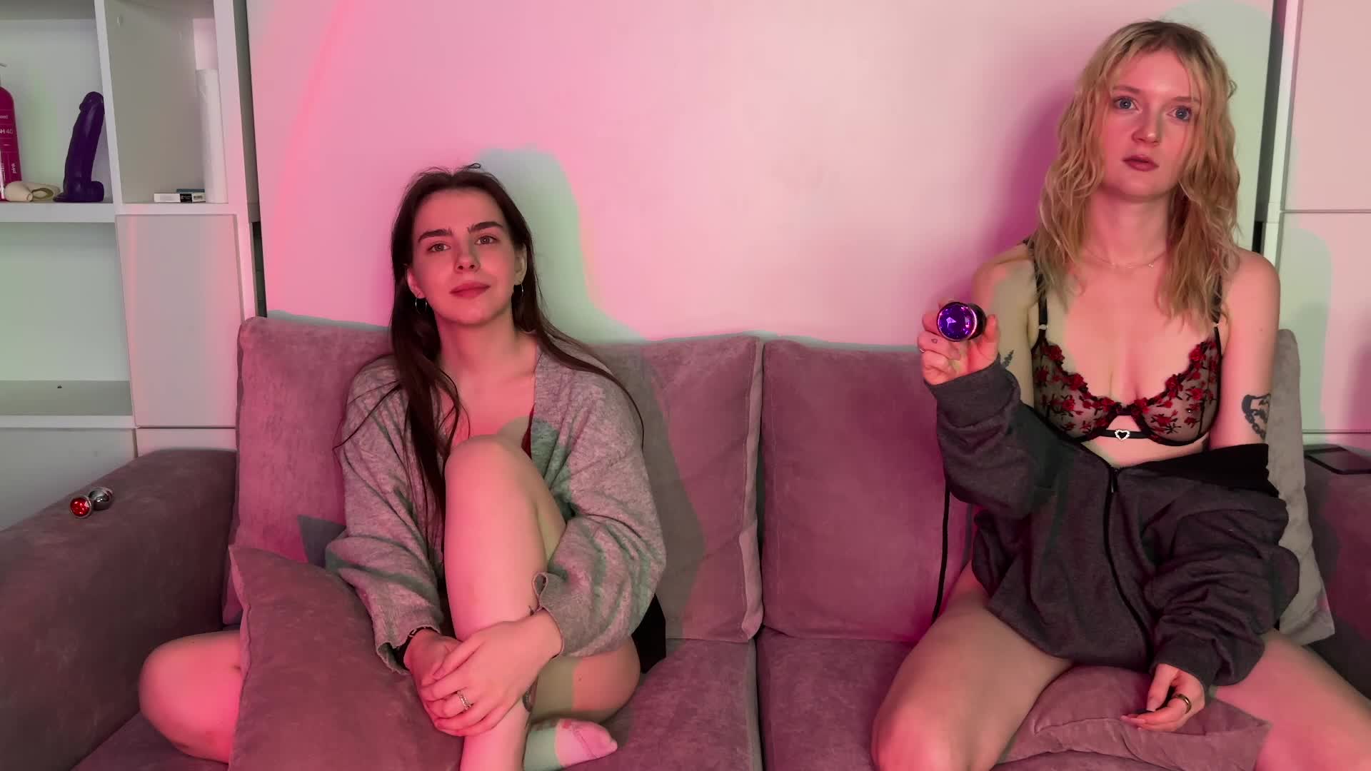 Maliinaa Live Sex December 14, 2025