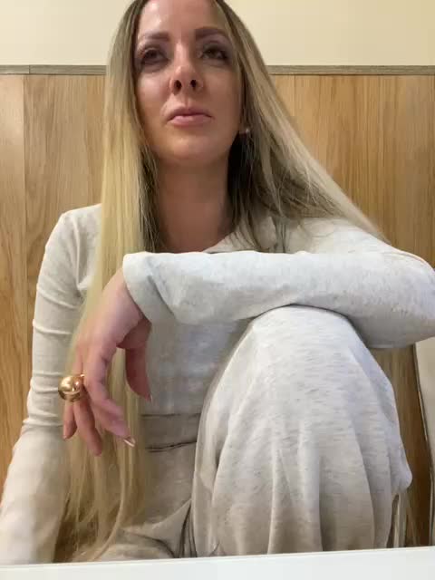 Nasty-tegress Live Sex December 17, 2025