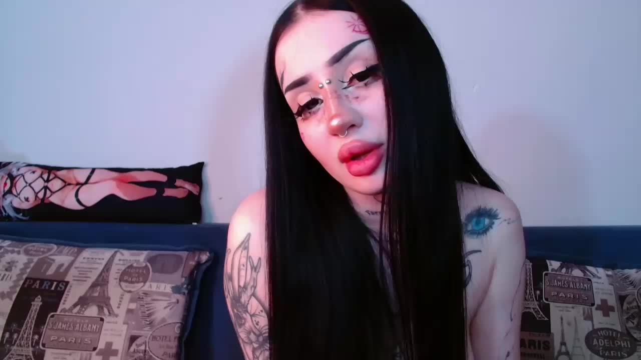 lisa-tatt Live Sex December 13, 2025