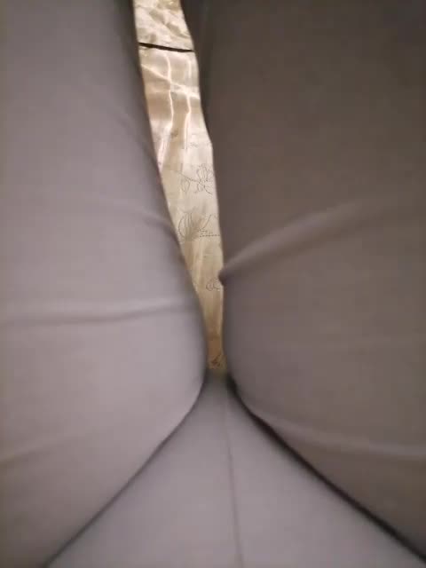 -Tiffany- Live Sex December 17, 2025