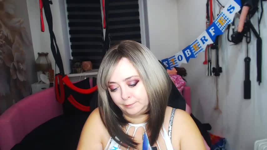 MISSwithDOLLS Live Sex December 17, 2025