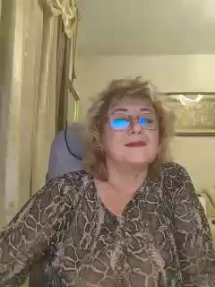 KarinkaSweet Live Sex December 17, 2025
