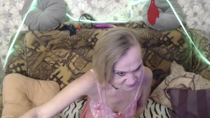 MissBekker Live Sex December 17, 2025