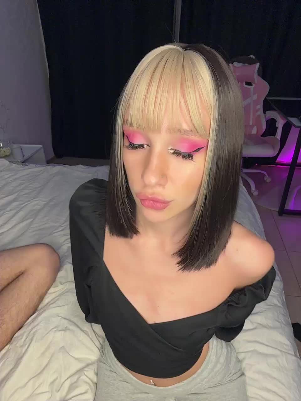 millemimi Live Sex December 18, 2025