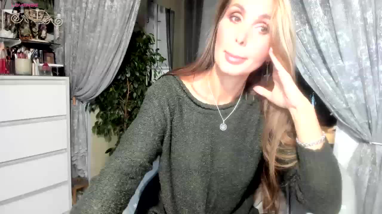 Aurora108 Live Sex December 17, 2025