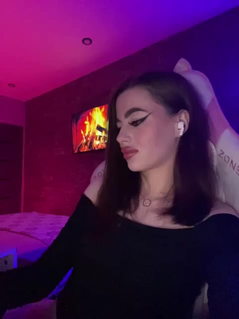 HotGirlEva Live Sex December 14, 2025