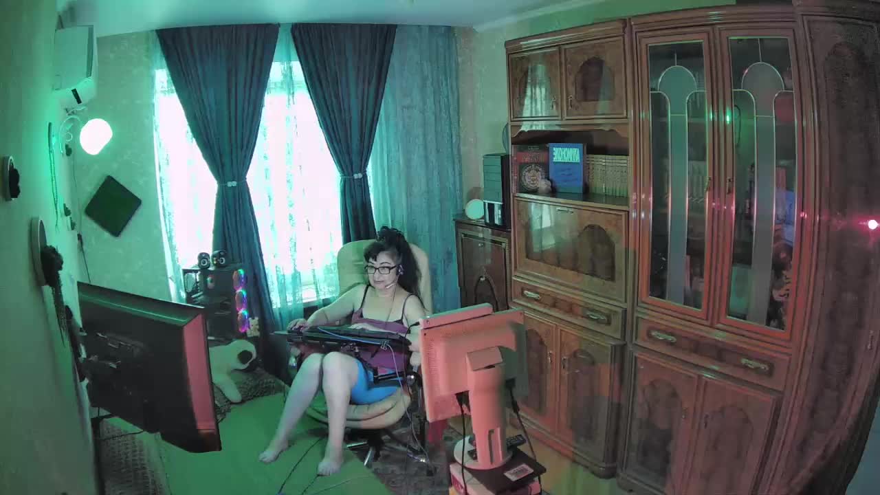 Infodar Live Sex December 14, 2025