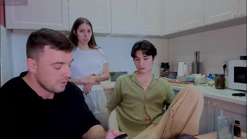 ihavepaws33 Live Sex December 14, 2025