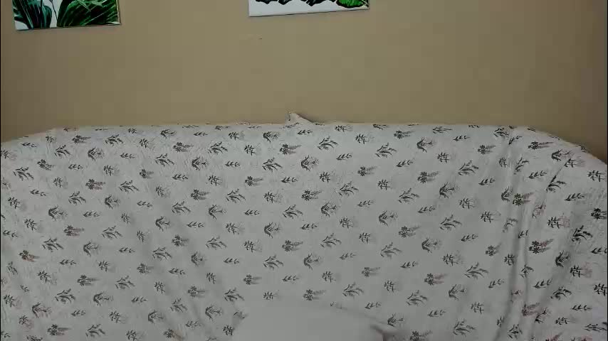 sinthiahug Live Sex December 13, 2025