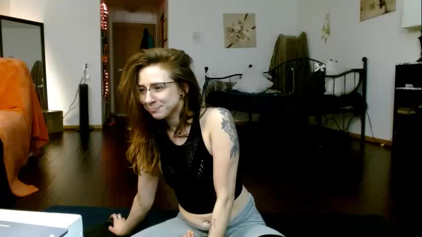 bombshellbaeby Live Sex December 13, 2025