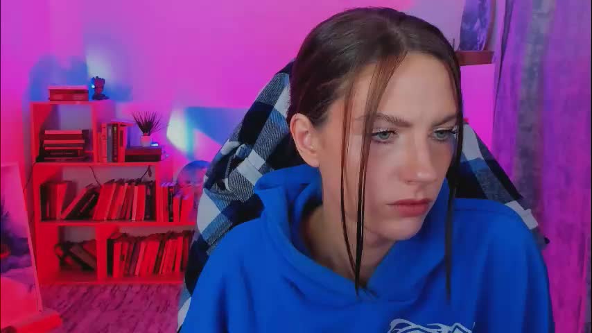 emilywiled Live Sex December 17, 2025