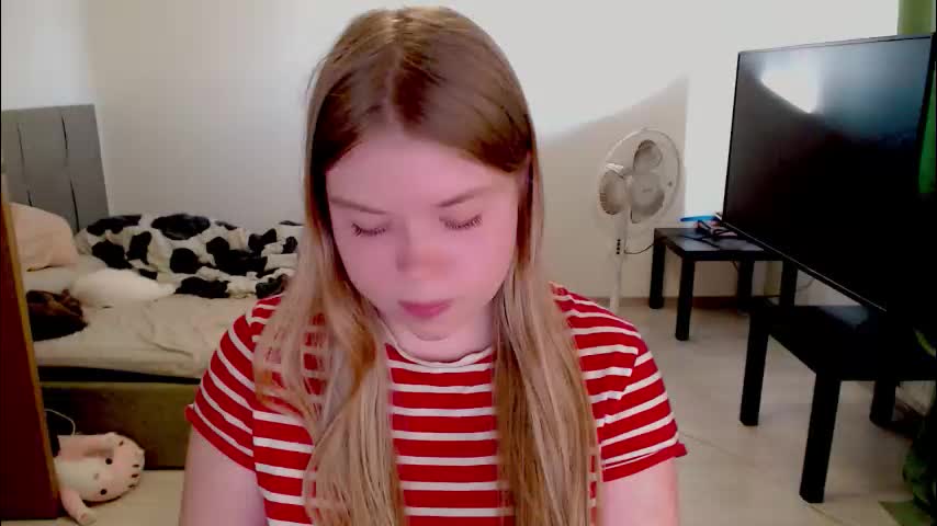 kitten_jenny01 Live Sex December 13, 2025
