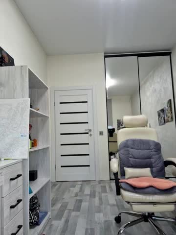 Monna Live Sex December 15, 2025