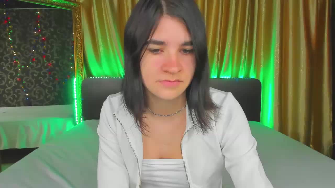 Polly-Love Live Sex December 17, 2025