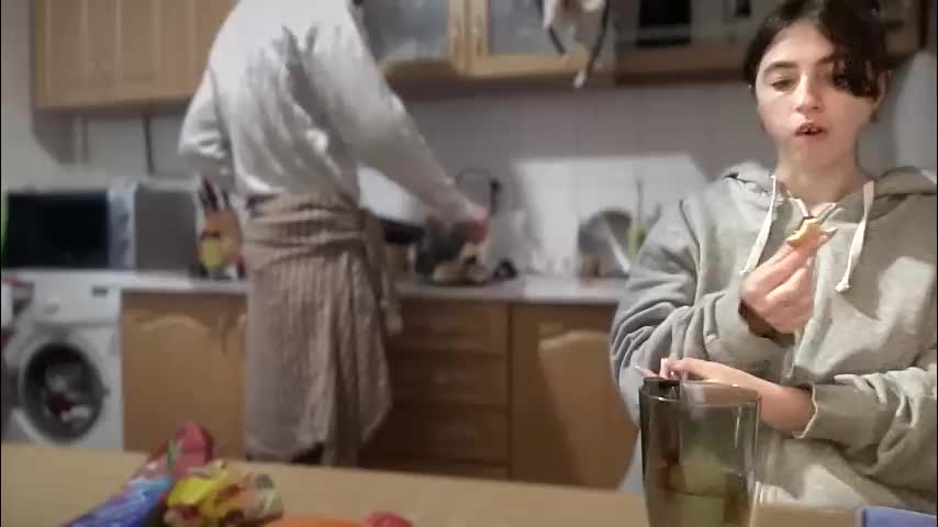 rosea_champagne Live Sex December 15, 2025