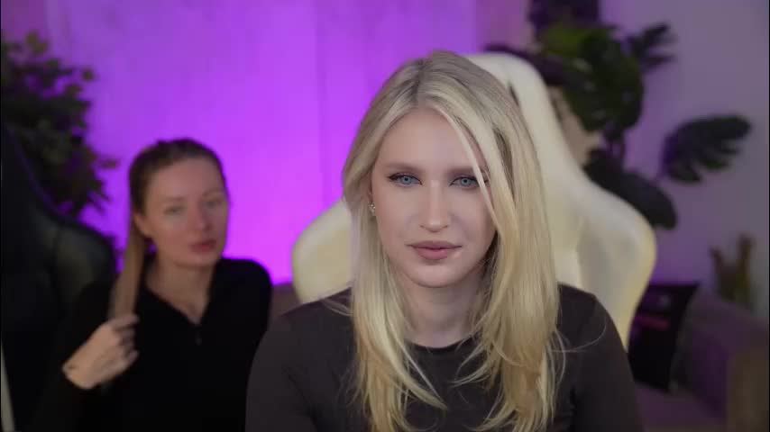 kira0541 Live Sex December 19, 2025