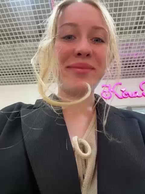 LiiBaby Live Sex December 17, 2025