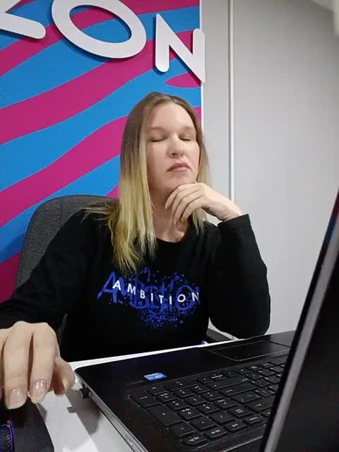 Olivia5551 Live Sex December 13, 2025