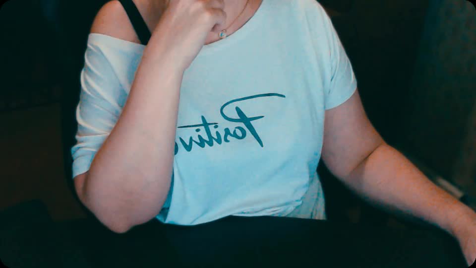 Alisa1917 Live Sex December 17, 2025