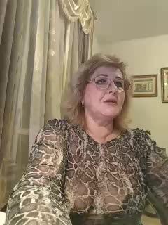 KarinkaSweet Live Sex December 17, 2025