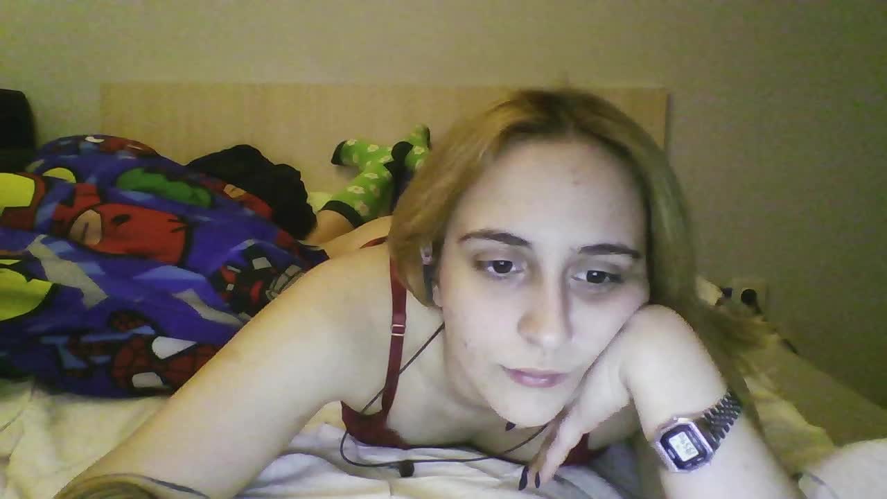 Hotredhead01 Live Sex December 14, 2025