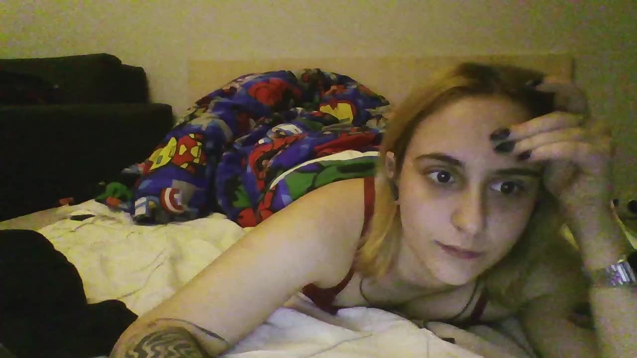 Hotredhead01 Live Sex December 14, 2025