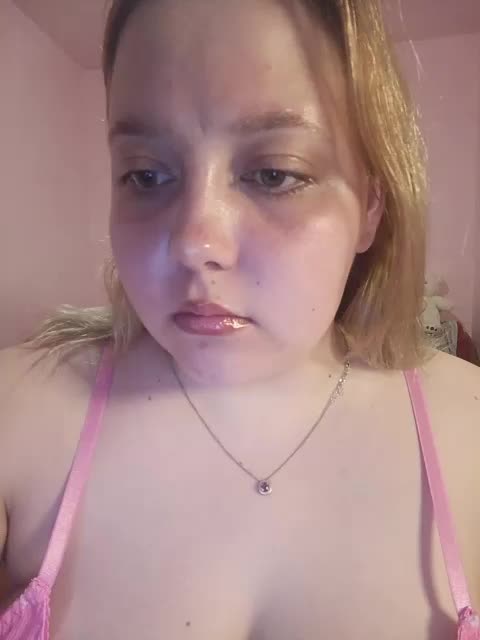 Skujnaya Live Sex December 15, 2025