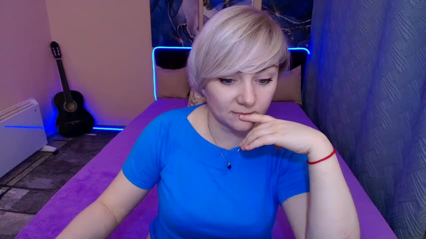 BlondPearl Live Sex December 17, 2025