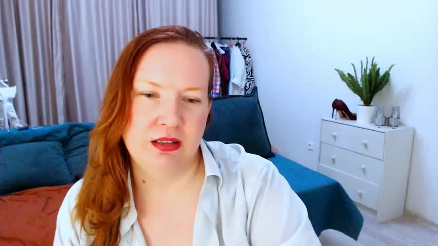 GoddessLara Live Sex December 13, 2025