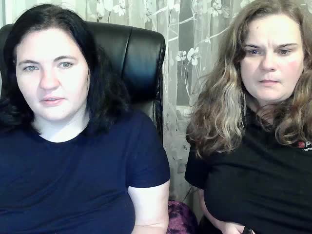 HollyXEva Live Sex December 13, 2025