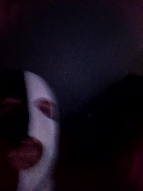 Kiss-Kissaa Live Sex December 18, 2025