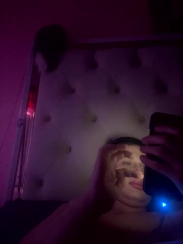 Flossy_Vettie Live Sex December 17, 2025